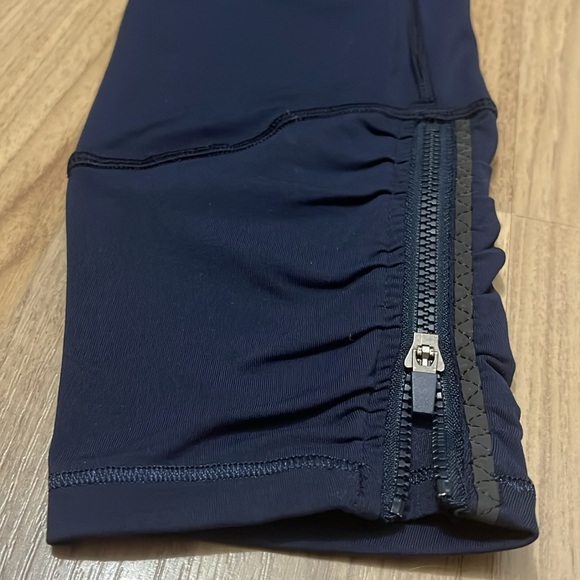 Lululemon Runday Crop Leggings - Picture 7 of 8